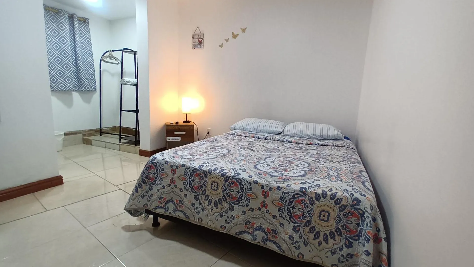 Confortable Y Central Habitacion A 1 Cuadra De La Playa San Andres  Homestay San Andres (San Andres and Providencia Islands)